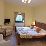 Opat Hotel 4*