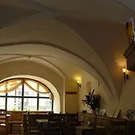 Hotel Opat