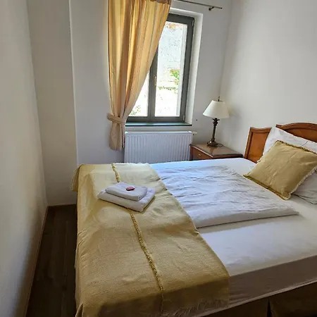 Hotell Opat 4*