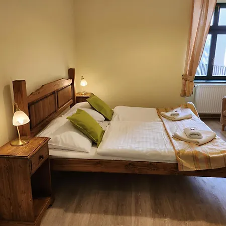 Opat Hotell Kutná Hora