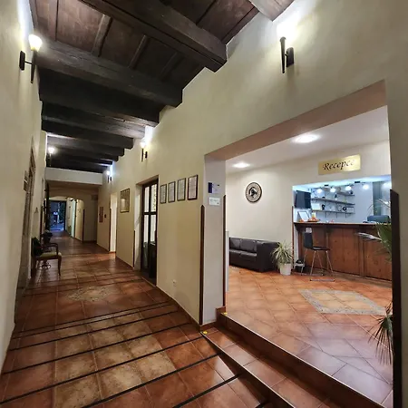 Opat Hotell Kutná Hora