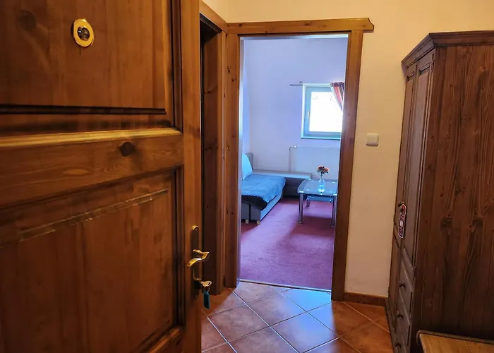 Opat 4*